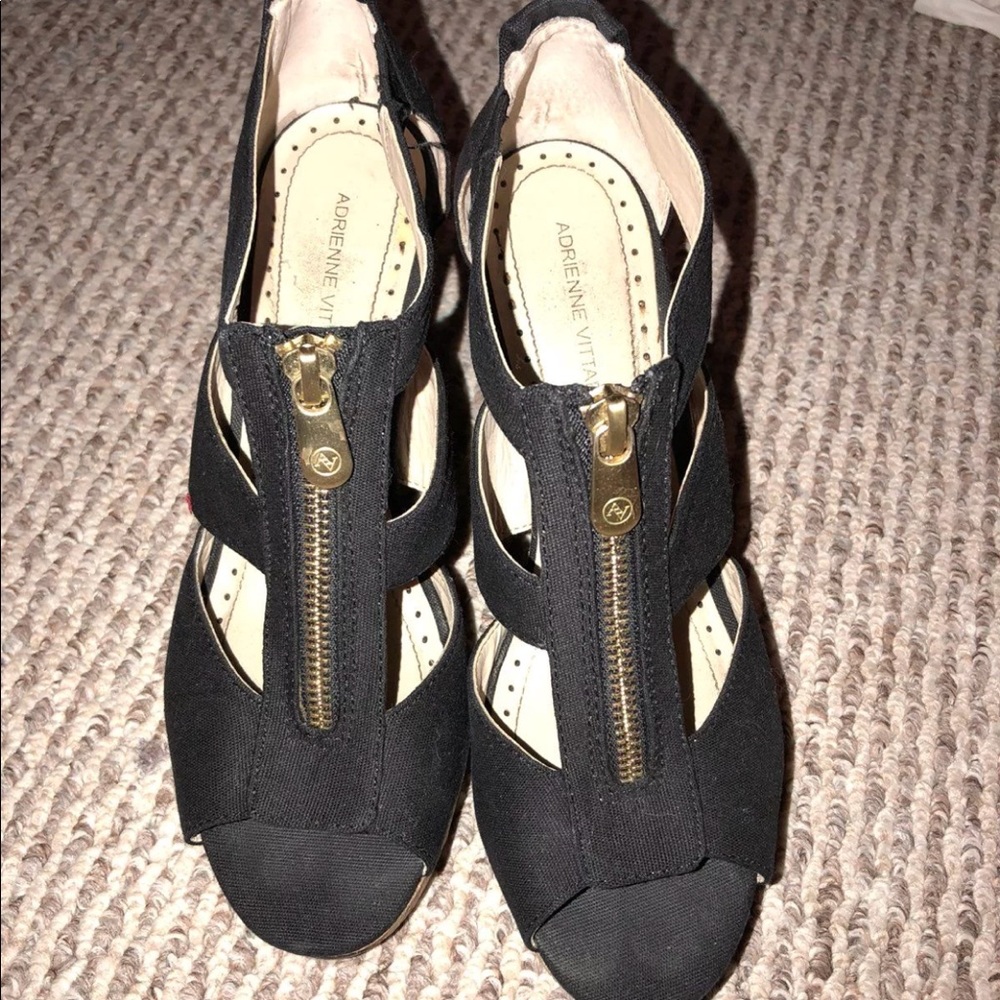 Adrienne Vittadini wedges